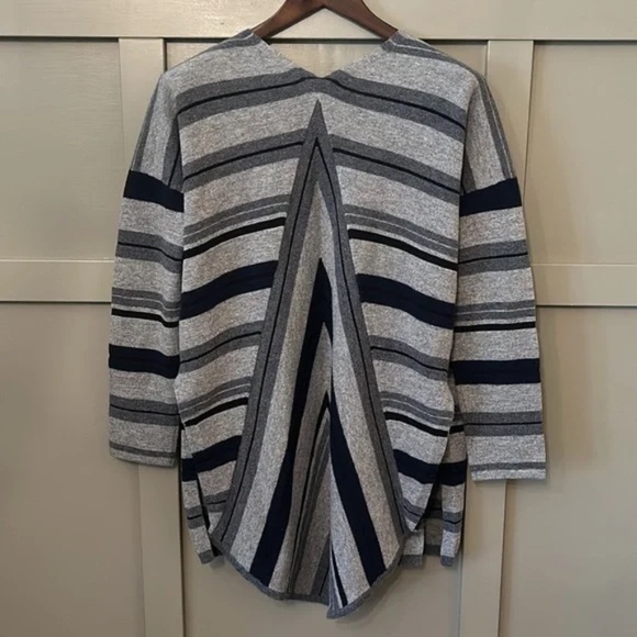 Derek Lam 10 Crosby Striped Wool Open Front Cardigan Sweater Gray Black Sz Large - Picture 8 of 11